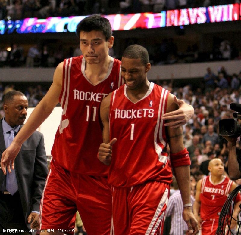 齐沃：我们不会怀疑劳塔罗的重要性，我和他每天都拥抱（齐沃称劳塔罗价值毋庸置疑：我与他天天相拥）