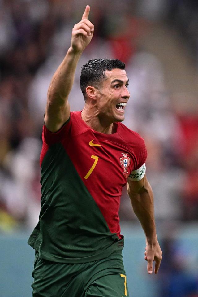 阿莫林：我喜欢马兹拉维的性格，曼联的领导小组不只是看年龄（阿莫林：欣赏马兹拉维的性格，曼联领袖层衡量标准不止年龄）