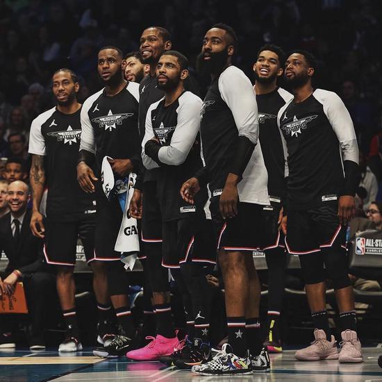 半场罚球对比：浙江23中19新疆则是9中7（半场罚球数据对比：浙江23罚19中，新疆9罚7中）