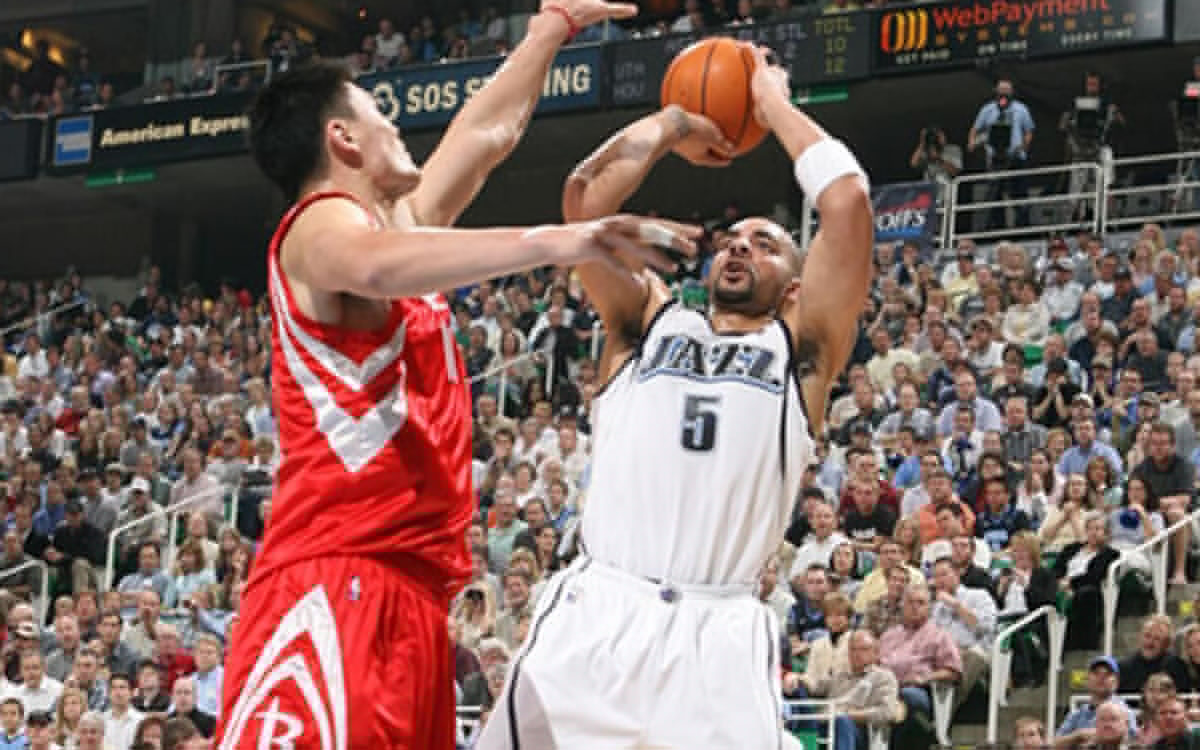 图片报：米兰对金玟哉感兴趣，在今夏就曾观察过他（图片报：米兰有意金玟哉，今夏已派人考察）