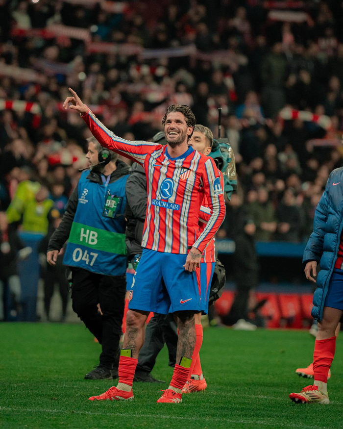 大巴黎官方：登贝莱已经进入恢复期的最后阶段（巴黎圣日耳曼官宣：登贝莱康复进入收尾阶段）