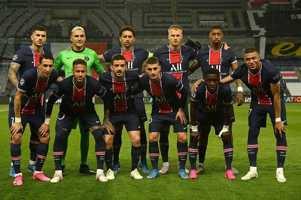 篮球盛宴已就位！主场门票火热在售（篮球狂欢已就绪！主场门票热卖中）