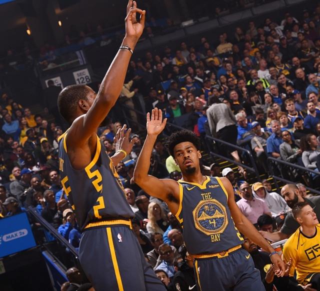 莱比锡董事：有几家俱乐部对谢什科很感兴趣，不会透露细节（莱比锡高层：多队有意谢什科，细节暂不公开）