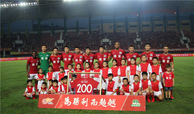 文班亚马：击败雷霆很不可思议，我们就是为关键时刻而生的（文班亚马谈胜雷霆：这太不可思议，我们生来为关键时刻而战）