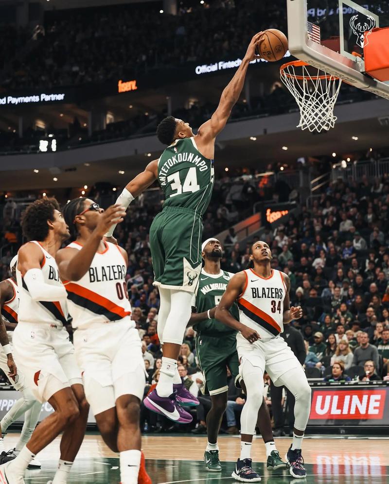 波特近4战场均34分&75%真实命中率，比肩约基奇和SGA（波特近4场场均34分、真实命中率75%，表现直追约基奇与SGA）