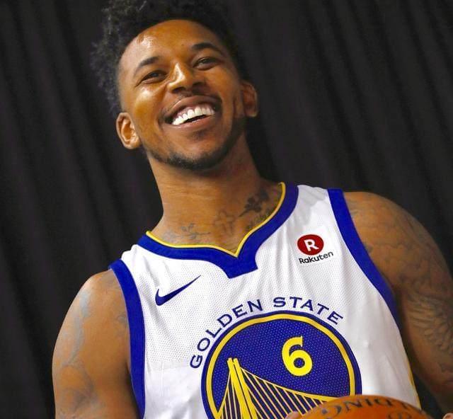 狄龙11中8，三分球5中3，高效表现独得22分5板3助（狄龙高效输出：11投8中、三分5中3，砍下22分5板3助）