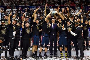 1亿镑！曼城头号引援目标遇天价，安德森转会陷僵局（1亿英镑要价！曼城追逐安德森受阻，交易陷入僵持）