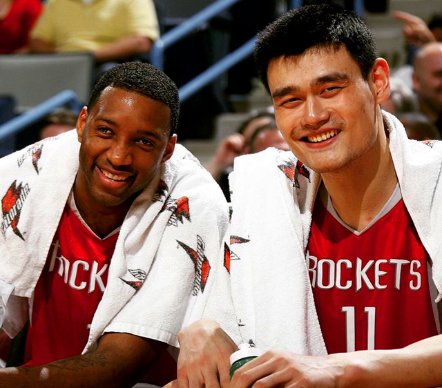 足球西甲豪门签下才华中场，合约长达七年（西甲豪门敲定天赋中场，签下七年长约）