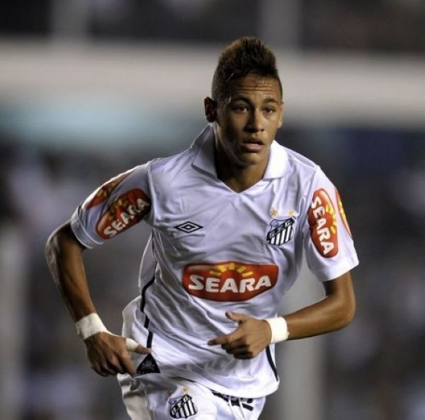 常在河边走哪有不湿鞋，恰尔汗奥卢国米生涯首次点球被扑（神射也会失灵：恰尔汗奥卢国米生涯首次点球被扑出）