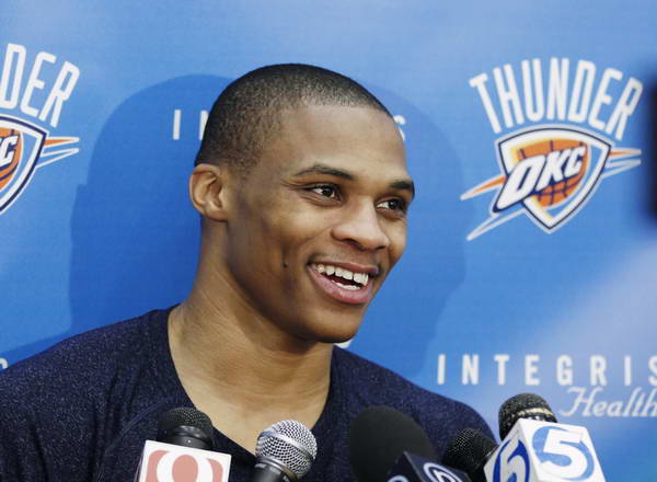 大连英博外援拉布亚德离队，本赛季表现起伏，遭质疑，终与俱乐部解约。（大连英博外援拉布亚德与俱乐部解约离队：赛季表现起伏惹质疑）