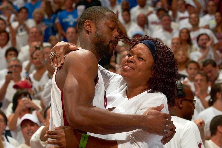 沙媒：坎塞洛告知新月高层自己想离队，但小因扎吉不想放他走（沙特媒体：坎塞洛已向新月高层表达离队意愿，但小因扎吉不愿放人）